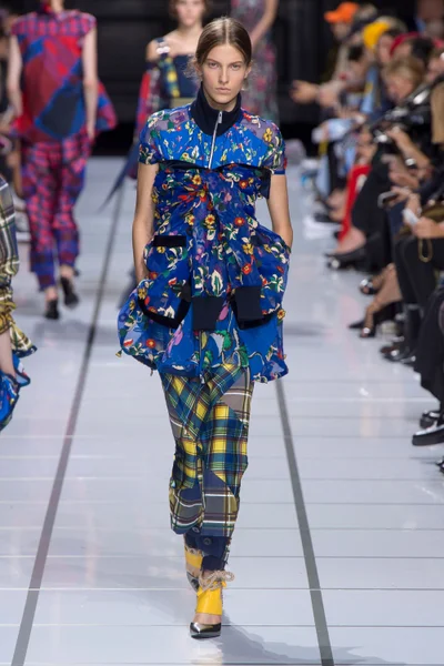 Look 38